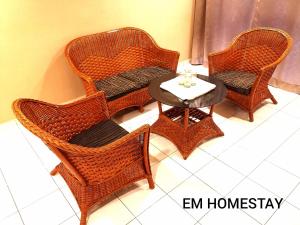 EM HOMESTAY(Coral Bay 3Room Apartment)