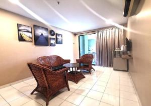 EM HOMESTAY(Coral Bay 3Room Apartment)