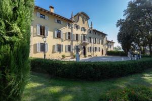 Villa Gerini Villa con Piscina e Ampi Spazi