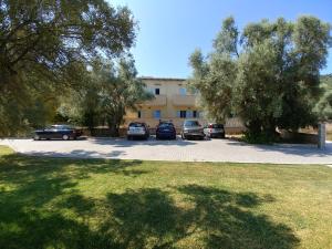 Villa *FRYNI*5 from sea & centerMountain View