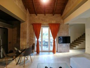 Villa *FRYNI*5 from sea & centerMountain View