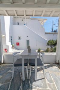 Gelos House Myconos Greece