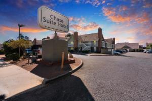 Chase Suite El Paso