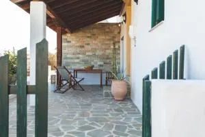 BATU vacation house - Monólithos