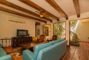 Casa De La Alegria 3BR by Casago