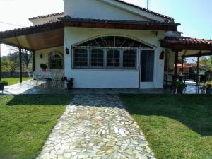 CAVE THEOPETRA METEORA