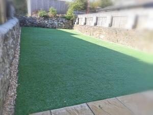 4-Bed Contractor Home - Garden - Near M4 & City