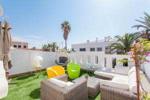 Talu FANTASTIC HOUSE WITH POOL ON THE BEACH RT Valencia Hispaania