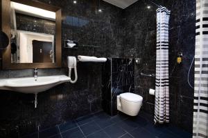 Hotels Hotel Montparnasse Saint Germain : photos des chambres