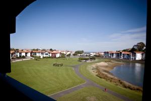Appart'hotels Residence Mer & Golf Fort Socoa : photos des chambres