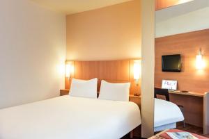 Hotels Ibis Evry-Courcouronnes : photos des chambres