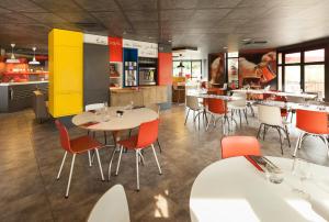 Hotels Ibis Evry-Courcouronnes : photos des chambres