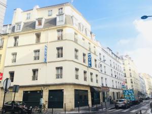 Hotels Paris Hotel Le Mediterraneen : photos des chambres