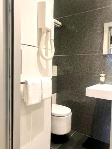 Hotels Hotel des Arceaux : photos des chambres