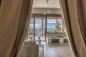 Paralio Astros Beachfront Suite Arkadia Greece