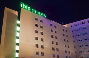 Hotels ibis Styles Nice Aeroport Arenas : photos des chambres