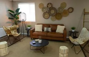 Hotel Boutique Restaurant Kran Kreen - 蓬塔阿雷纳斯