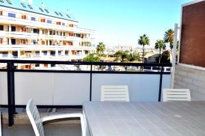 Sueños De Mar F5, 2 dormitorios, puerto náutico, by Bookindenia