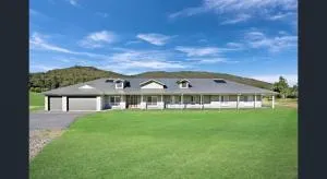 ON Keppies - BnB - Family Farm & Wedding Guest Accommodation Paterson NSW - Cobark