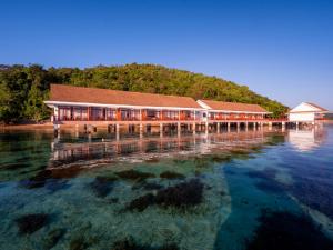 Sunlight Ecotourism Island Resort