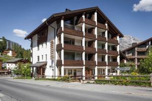 Apartment with Balcony room in Brüggli A24