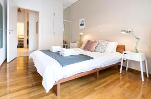 1 KM from The Acropolis 1 Bedroom Apt Netflix And Washing Machine