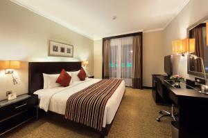 Executive King Suite - Non-Smoking room in Ramada Plaza by Wyndham Dubai Deira