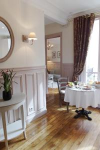 Chambre d hôte : Louvre Elegant Apt Suite