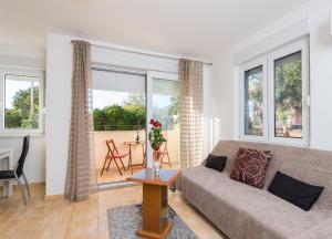 Apartments Leko