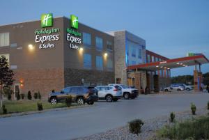 Holiday Inn Express & Suites - Columbia City, an IHG hotel