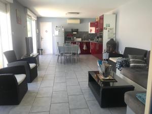 Appartements LES CLEMATITES : photos des chambres