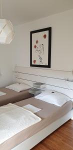 RozART - river marina apartment with free parking