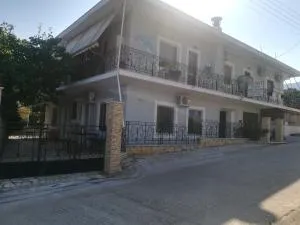 Poulithra Beach - Poulithra