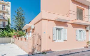 Dimitra House