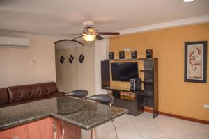 Calle 8 Suites