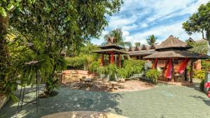 Flushing Meadows Resorts & Playground