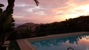 AdeleBeppe "The SeaView"