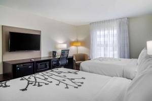 Queen Room with Two Queen Beds - Non-Smoking room in Sleep Inn & Suites near Westchase