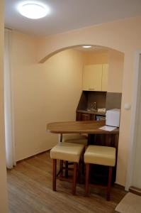 Two-Bedroom Apartment room in Apart Center 22/7