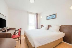 Appart'hotels Comfort Suites Pau Idron : Studio Lit Queen-Size 