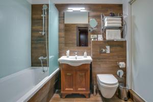 Deluxe Double or Twin Room room in Viewpoint City Center Hotel