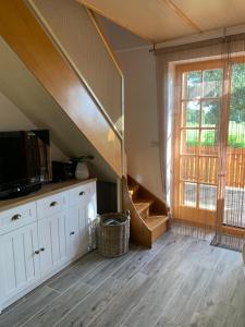 Apartma, Prekmurska vas, Trobentica 32