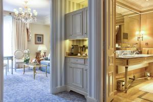 Hotels Four Seasons Hotel George V Paris : photos des chambres