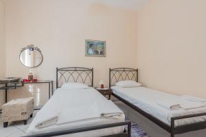 Dimitra House