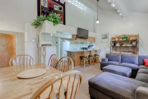 Eagles Landing Condo 68