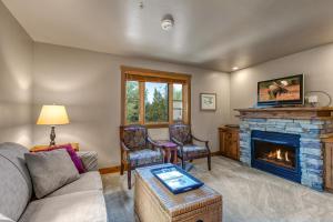 Woodside Getaway