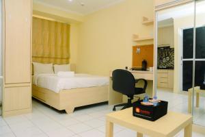 Chic and Cozy Studio Apartment at Menteng Square By Travelio