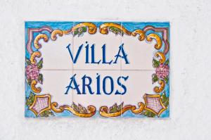 Villa Arios, pool, jacuzzi and sea