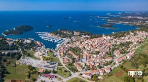Beautiful villa Mugeba I with pool in Porec near the aquapark 