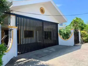 Exclusive Beachfront House at San Juan La Union - Al-langigan
